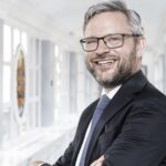 Las Olsen er Økonomichef i danske Bank. han taler om økonomisk afmatning i 2024.